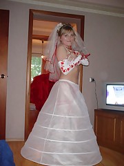 Pics of Bride Dressed In Wedding Dress