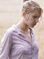 celebrity wind upskirt pictures