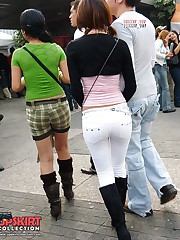 Tight spandex jeans on bentover gals