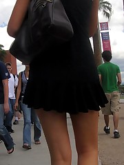 Mini skirt up skirt, spyed on the street