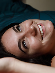 We catch Sidney Alexis back in her bedroom. Her bubbly curves are only rivaled by her bubbly personality. It was immediately apparent that Sidney makes no apologies for her body type. If someone isn't into it, she doesn't fret. She is comfortable, content, and undeniably appreciated by many others. Smile, it's Friday and you're alive.