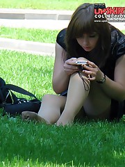 Naked pussy upskirt spotted on the beach upskirt no panties