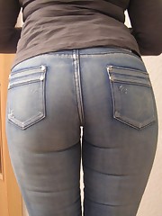 Jeans Girls pics gallery upskirt picture
