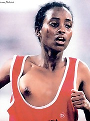 Downblouse Shots upskirt pictures upskirt no panties