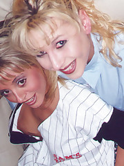 Downblouse Shots upskirt pictures upskirt no panties