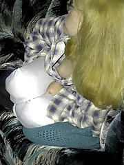 Downblouse Shots upskirt pictures upskirt no panties