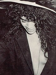 Downblouse Shots upskirt pictures teen upskirt