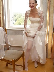 Gellery of Beautiful Bride Spreading upskirt photo