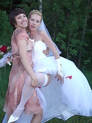 Gall of Sexy Bride Exposed celebrity upskirt