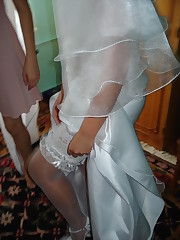 Gallery of Hot Oriental Bride Posing upskirt photo