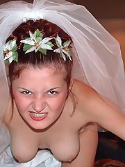 Gelery of Hot Nasty Bride upskirt pic