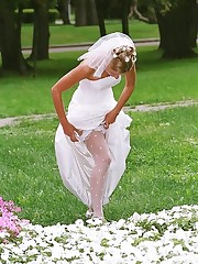 Photos of Euro Bride upskirt photo