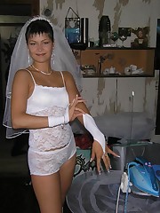 Photos of Slutty Bride upskirt picture