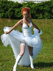Photos of Amazing Bride upskirt picture