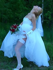 Naughty Brides upskirt photos upskirt no panties