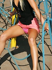 Planet Upskirt sexy upskirt show girl upskirt shot