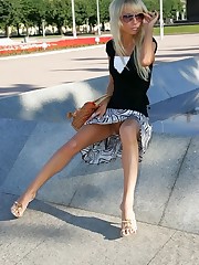 Planet Upskirt sexy upskirt show girl celebrity upskirt