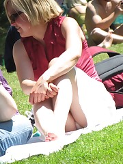 Sexy squatting blonde in pink. Squatting upskirt upskirt photo