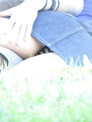 Best upskirt! Her booty is so hot in that panties up skirt pic