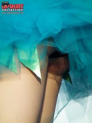 I peeked up girls skirts sexy panty candid upskirt