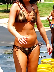 Every detail of chicks in bikinis upskirt picture