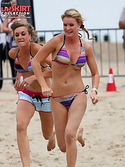 Girls in bikinis expose great butts candid upskirt