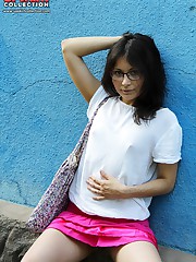 Outdoor downblouse and upskirting up skirt pic