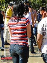 Women?s jeans driving us crazy upskirt pic