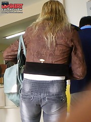 Sexy girls in jeans show nude skin candid upskirt