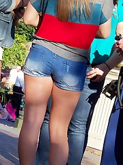 Exciting view on the booty shorts upskirt pantyhose