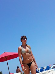 Cellulites asses in the sexy bikinis celebrity upskirt