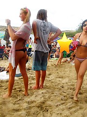 Bikini women boasting great tits upskirt pussy