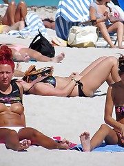 Real bikini hotties spied on weekend upskirt shot