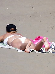 Bikini asses shots that entice you candid upskirt