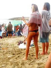 Gorgeous bikini amateurs on pics upskirt pantyhose