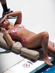 Unaware bubble bikini butts exposure teen upskirt