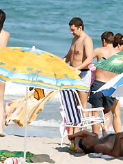 In the world of sexiest bikini chicks up skirt pic