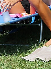 Bikini thong on pussies and hot butts celebrity upskirt