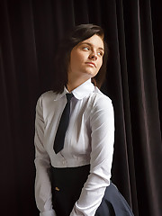 Kai Marley and I visited the Bergamot Station in Santa Monica where the art struggle is real. Plenty of overpriced crap mixed in with a few rare gems. I once thought that becoming an artist would be a great way to avoid real work. I just needed to be clever and build hype around myself, then the suckers and the monies would follow. I was partially correct. I now realize that being successful as an artist also requires talent, thought, hard work, and luck, among other things. Don't be fooled by the multitude of shit-art with red dot stickers. No one is buying that garbage. upskirt pic