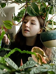 I met up with Rowan Emerson shortly after the sun peaked its head over the horizon. We both needed to get an early start. Rowan wanted to meet at a public spot to verify I wasn't an obvious monster. The only place open was a supermarket. I guess I passed the test, because shortly after, we were heading towards the PCC campus in my rental car. Rowan says she is not typically an exhibitionist, but I give her performance a passing grade. More Rowan in our future. upskirt picture