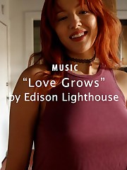 I asked Keely Rose to choose a song she would like to dance to in a Zishtok vid. After several minutes of contemplation, she went with Edison Lighthouse's Love Grows. I wasn't initially won over by her selection, but then I listened to the lyrics closely and understood. The words perfectly applied to someone like Keely. The track also grew on me after I saw such ample natural curves bounce around to it. Go fig. upskirt shot