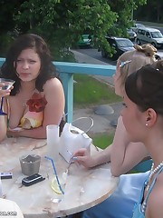 Incredible tits are seen in amazing sideblouse pics