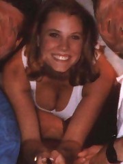 Downblouse Shots upskirt pictures