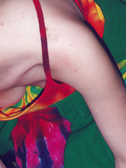 Downblouse Shots upskirt pictures