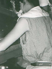 Downblouse Shots upskirt pictures