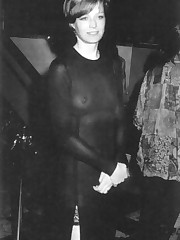 Downblouse Shots upskirt pictures