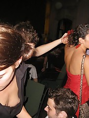 Peek down blouse of the beautiful amateurs