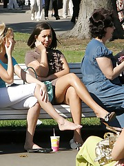 Random upskirt girls caught on cam