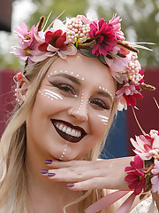 I met Harley Woodburn at a Renaissance faire in Southern California. You are quite fetching. Would you like to be photographed for a web site, m'lady? Harley stands almost six feet tall and has natural golden blonde hair. We grabbed a sweet frozen snack and Harley shared her secret. Going commando in public is oddly exciting.